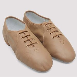 NWOT Bloch Tan Leather Women's Jazzsoft Split Sole Jazz Shoes, Sz 8